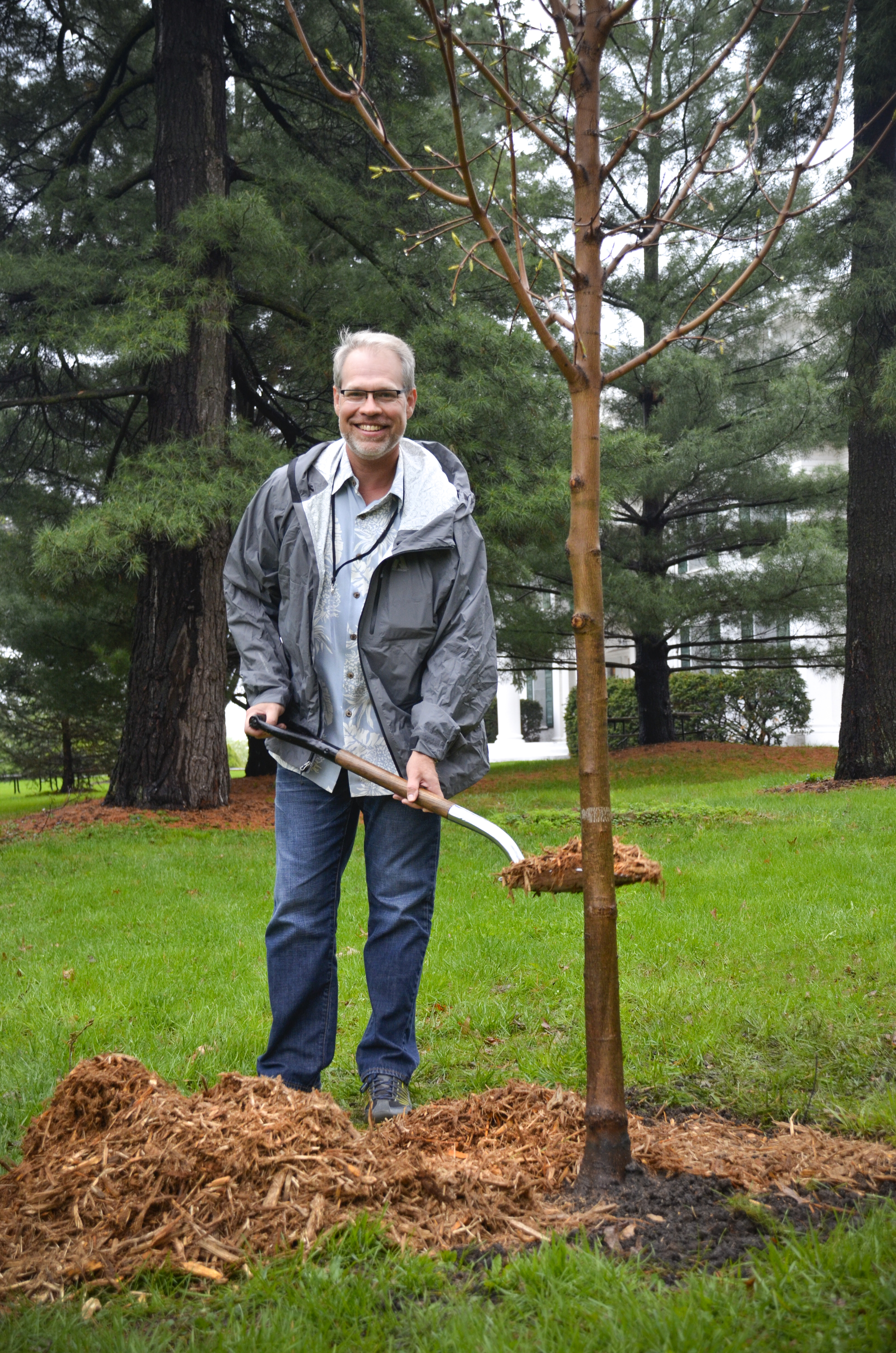 GoodStewardAward_2015 - Jason Denhart planting tree